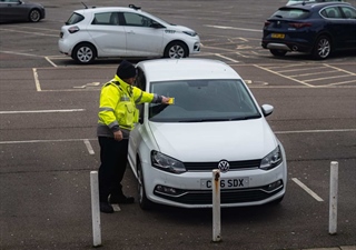 Warning - fake ticket inspectors